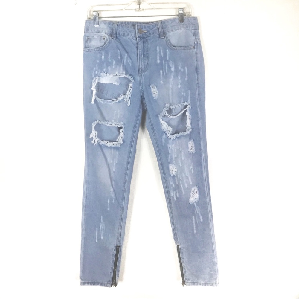 H&M’ acid wash super Distressed skinny jeans